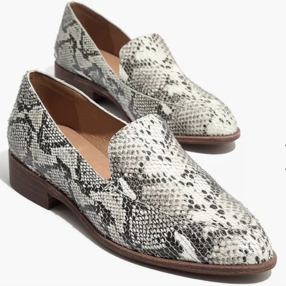 Madewell Shoes - Madewell Frances Loafers Snakeskin sz 9